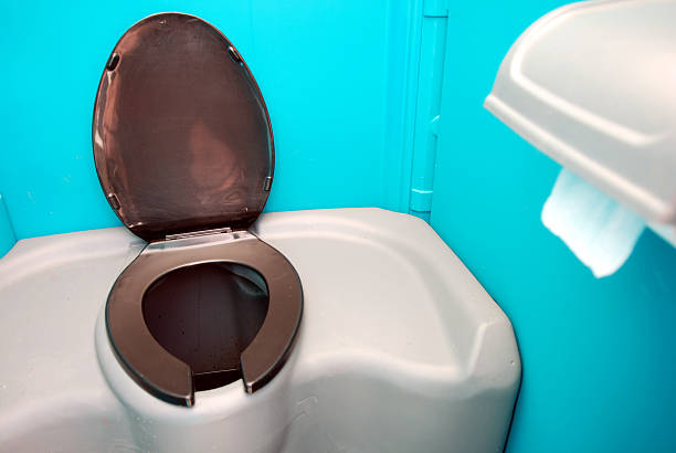 Best Portable restroom trailer rental  in Tekamah, NE